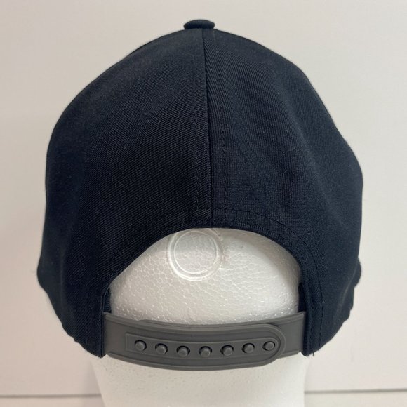 Under Armour Snapback Hat Black Embroidered Logo on Black Womens Cap NWoT - Picture 4 of 9